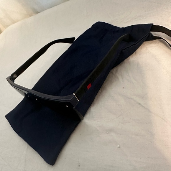 Gucci Men’s Glasses - Picture 9 of 9